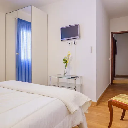 Living Sol - Centric Urban Guest house