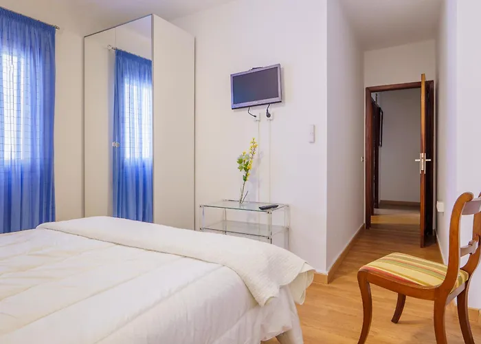 Living Sol - Centric Urban Guest house