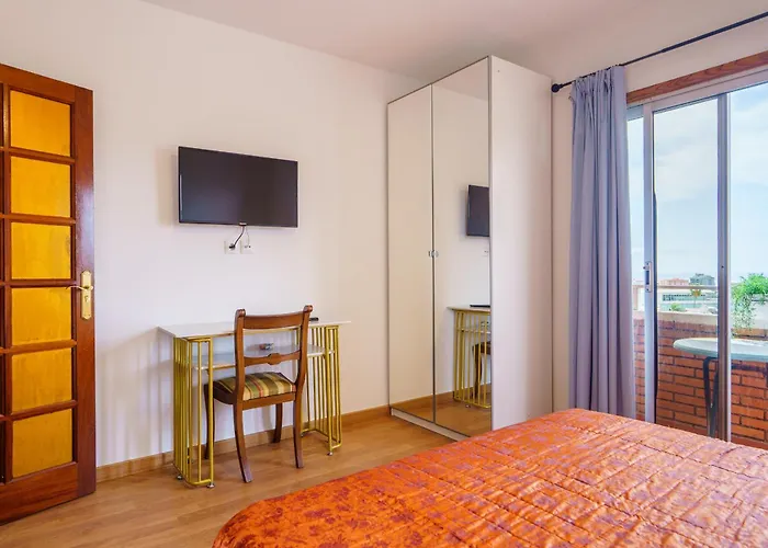 Living Sol - Centric Urban Guest house