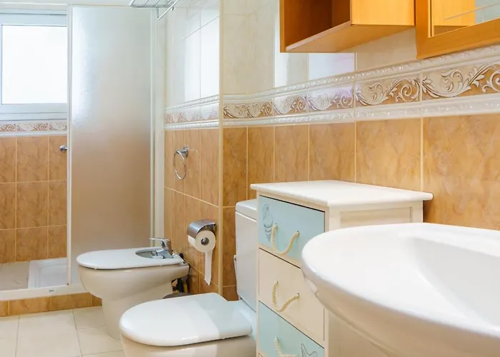 Living Sol - Centric Urban Guest house *